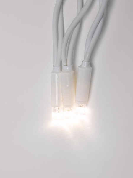 Уличная светодиодная гирлянда Uniel бахрома 220V теплый белый ULD-B3010-200/SWK Warm White IP67 UL-00003679
