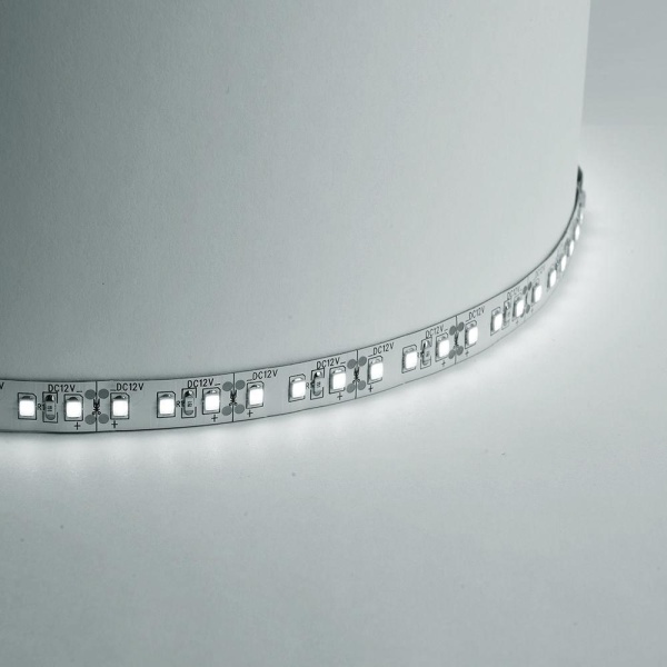Светодиодная лента Feron 9,6W/m 120LED/m 2835SMD белый 5M LS612 41448 Алматы